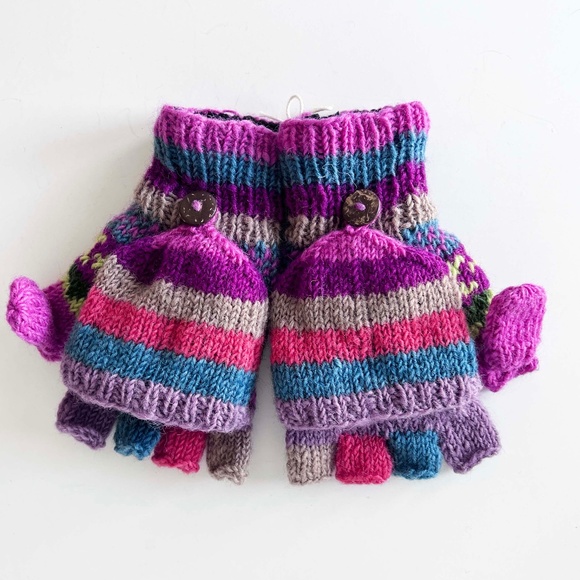 World Market Mittens & Gloves, Convertible from One to the Other, Great Colors - Picture 3 of 5